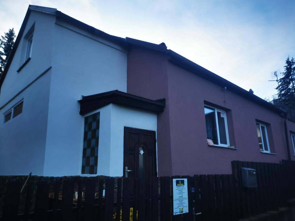 פראג Apartments Zbraslav מראה חיצוני תמונה